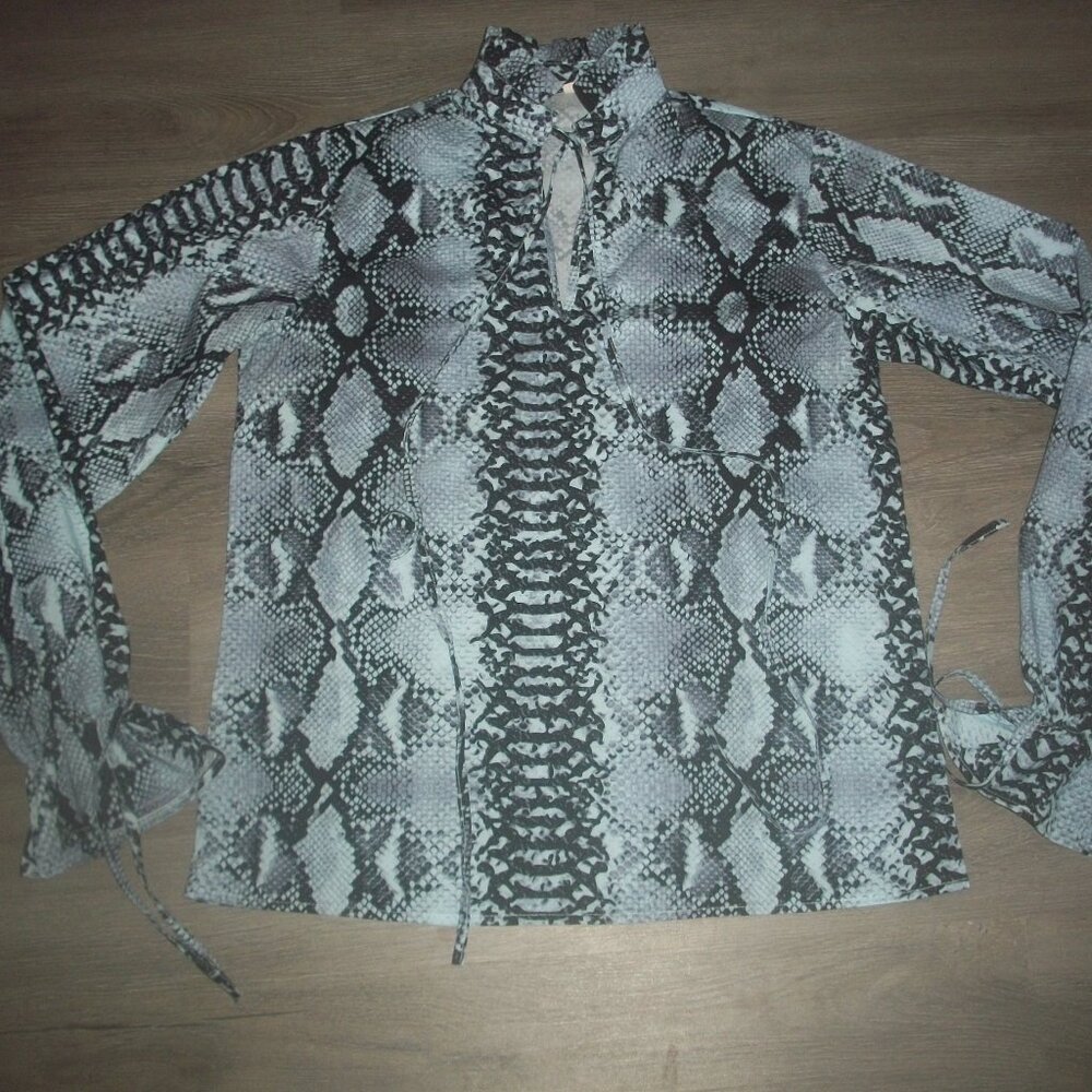 womens spring blouse. button front.snake pattern.size small